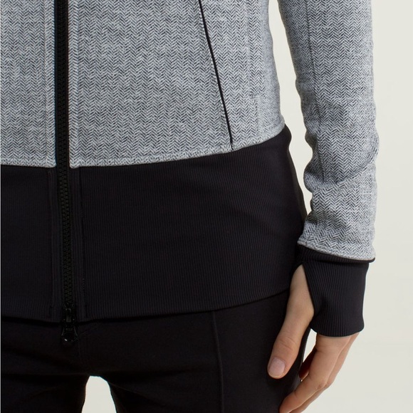 Lululemon Nice Asana Jacket  Heathered Herringbone Black White Size 10 - Picture 4 of 16